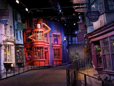 Warner+Bros.+Studio+Tour+London+-+The+Making+of+Harry+Potter+%28with+Return+Transportation%29 image