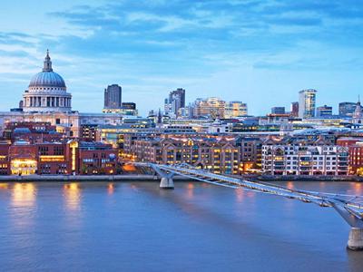 The Spirit of London with The View from the Shard and Free Snack Pack image