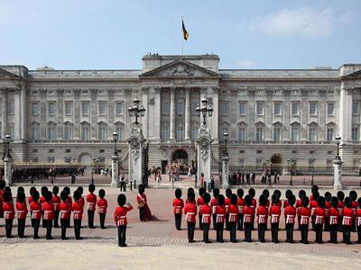 Buckingham Palace image