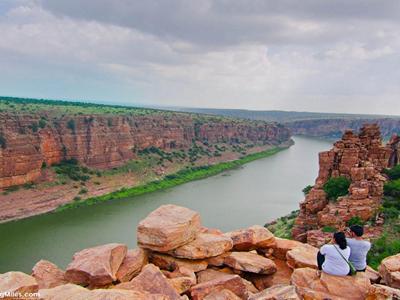 Gandikota - Camping with Coracle / Kayaking on Penna River image